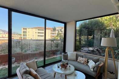Appartement 3 pièces 1100 €