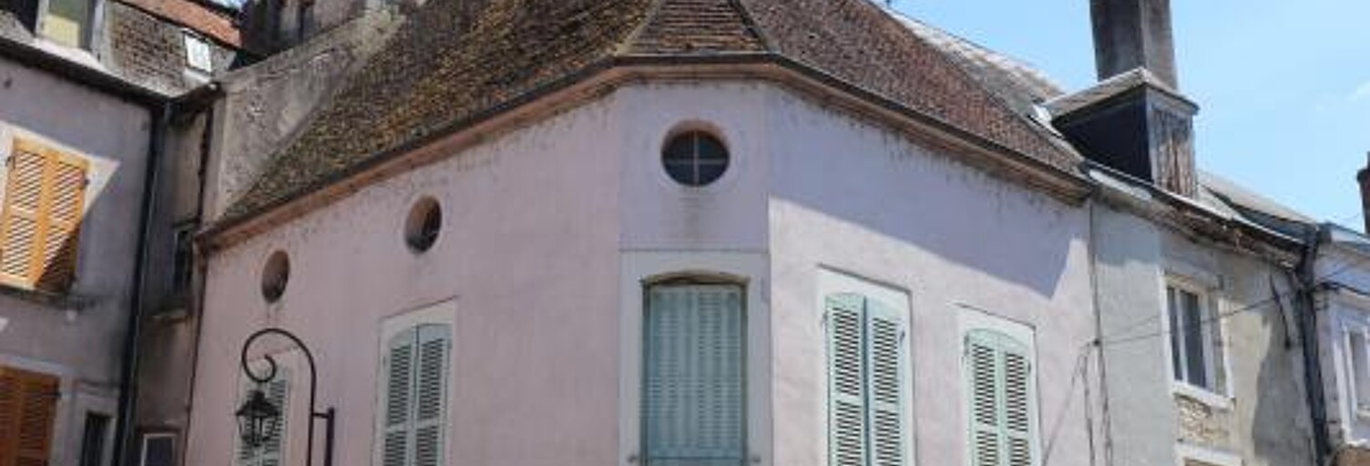 Maison 4 Pièces 101 m² à vendre à Cosne-Cours-sur-Loire (58200)