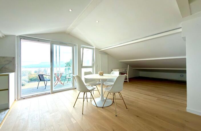 Appartement loft meublé avec vue lac — photo 3