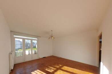Appartement 3 pièces 748 €