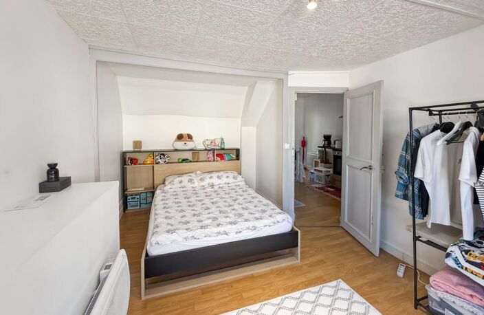 🏢 Immeuble de rapport – Local commercial loué + appartement T3 – Investissement clé en main ! — photo 4