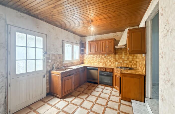   À VENDRE – Maison à rénover avec fort potentiel  ✨ — photo 5