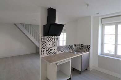Appartement 3 pièces 780 €