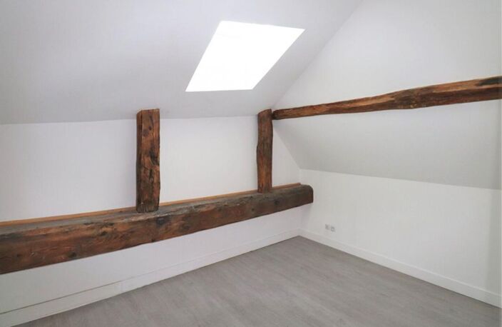 T3 duplex à louer – 59 m² – 2ème étage — photo 2