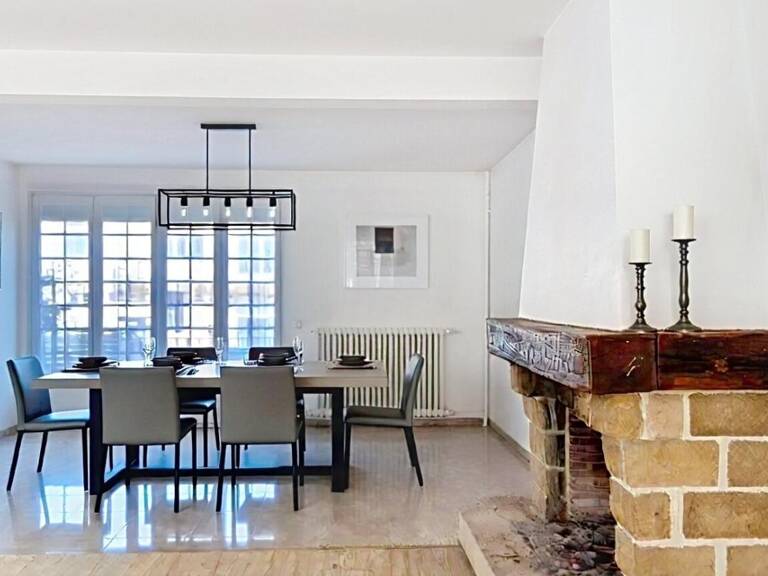 YERRES, belle maison familiale de 205 m² avec piscine, terrain plein sud et  sous sol total — photo 1