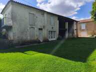 Très bel ensemble en pierre, maison d'habitation, gîte indépendant, granges, dépendances, piscine, parc clôt arboré — photo 3