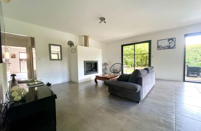 Maison Contemporaine Saint Jean D Illac 4 pièce(s) 119 m2 — photo 3