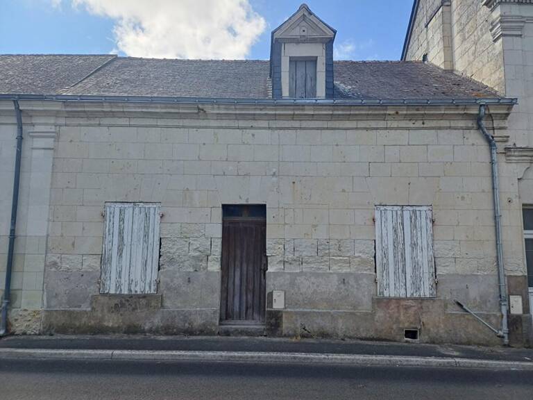 Maison de Bourg à rénover - VERNOIL LE FOURRIER (49390) — photo 1