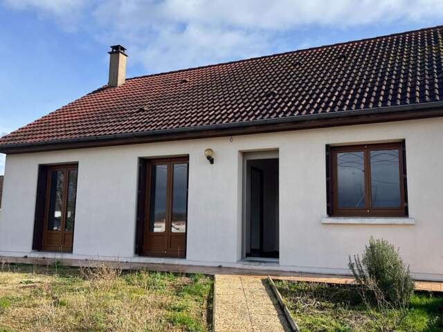 Maison Vaas 5 pièce(s) 80 m2 — photo du bien