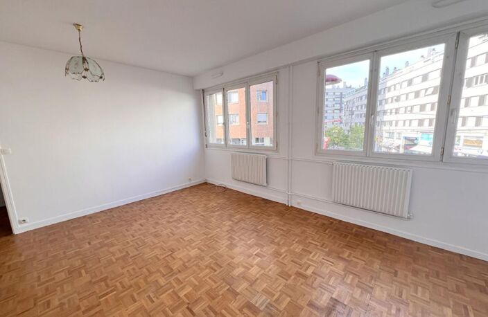 Appartement - Le Mans - Coeur de ville -  2 pièce(s) - 51 m² — photo 4