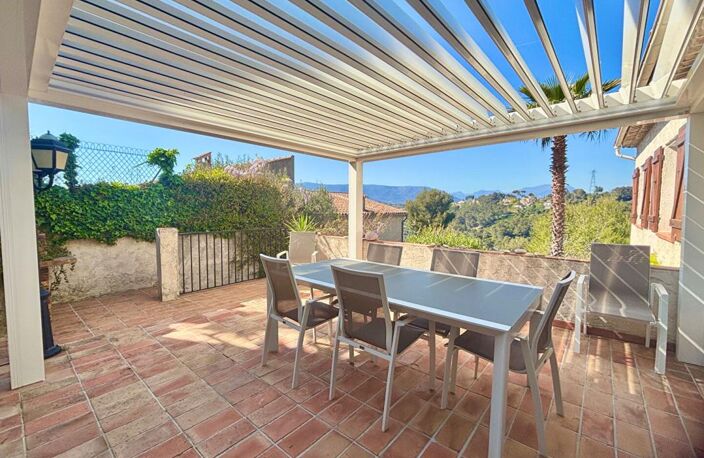 Villa rénovée Nice St Pancrace 7 pièces 216 m2 avec piscine — photo 2