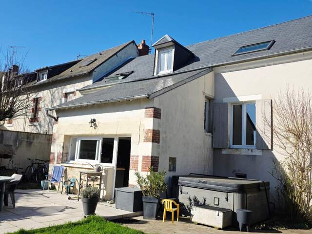 BOURGES MAISON 5 PIECES + APPARTEMENT INDEPENDANT 2 PIECES — photo du bien