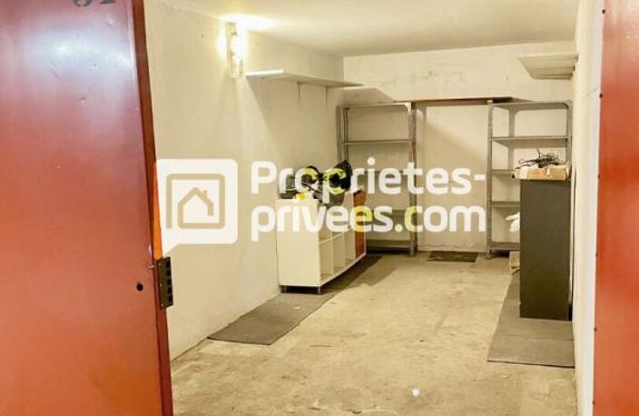 75015 PARIS - Parking / box / stockage 12 m2 -  Boulevard Lefebvre - Saint-Lambert - Parc d'expo Porte de Versailles — photo 2