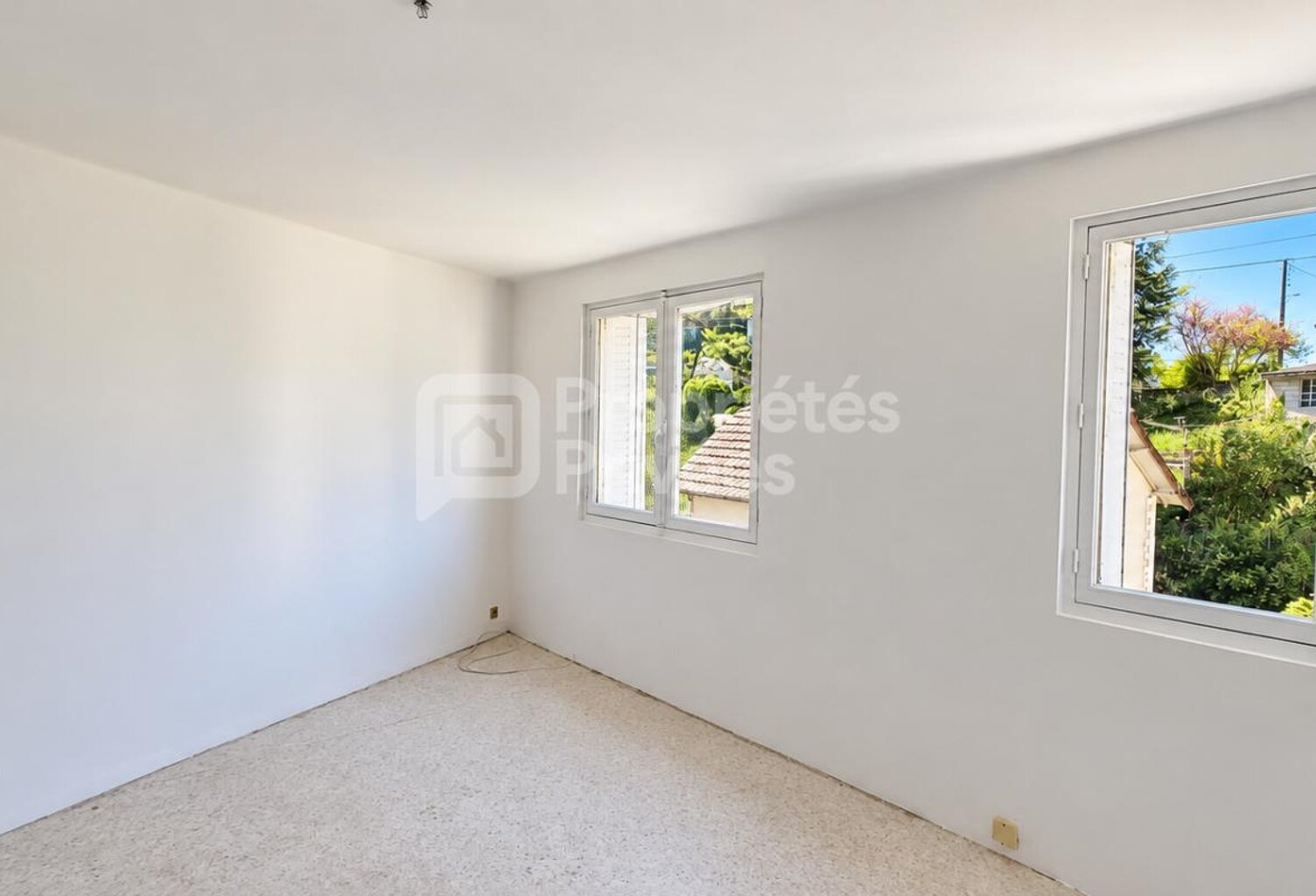19000 TULLE - APPARTEMENT T3 AVEC TRAVAUX - 46,91 m² — photo 1