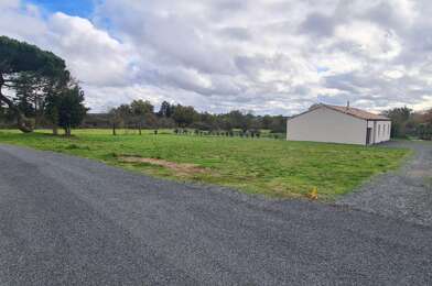 Terrain  114000 €