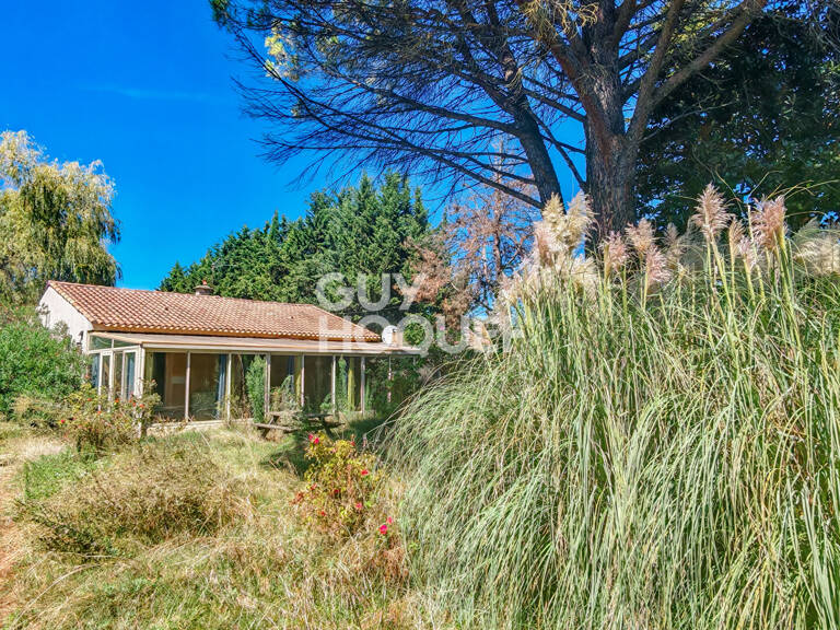 Mormoiron, Maison Plain Pied de 126 m² - 3 chambres - 735 m² de terrain — photo 1
