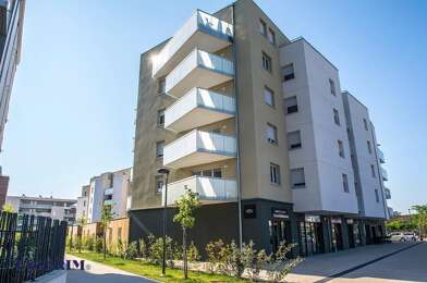 Commerce  870 €