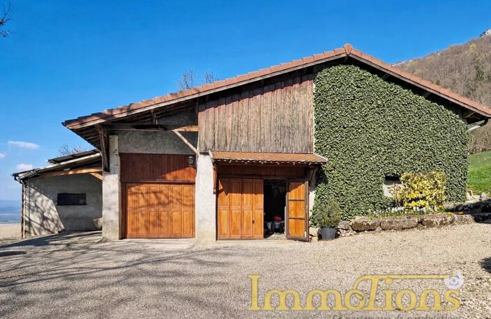 Un domaine d’exception aux portes du Vercors – Près de 27 hectares, deux maisons, des dépendances et une vue spectaculaire — photo 4