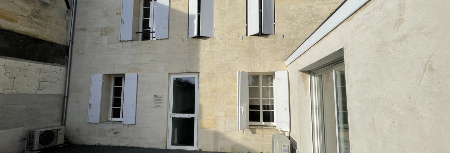 Bureau  25 m² à louer à Branne (33420)