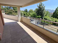 T4 / St Julien / Les Caillols / Box / Terrasse / Parking — photo 2