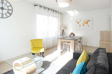 Appartement 3 pièces 1330 €