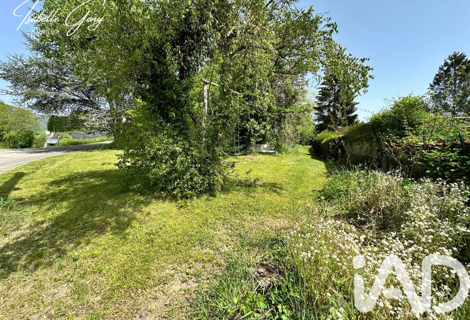 Vente Terrain 589 m&sup2; — photo 1