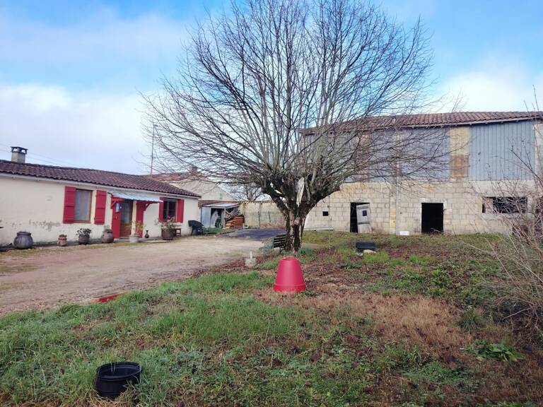 Maison à la campagne — photo 1