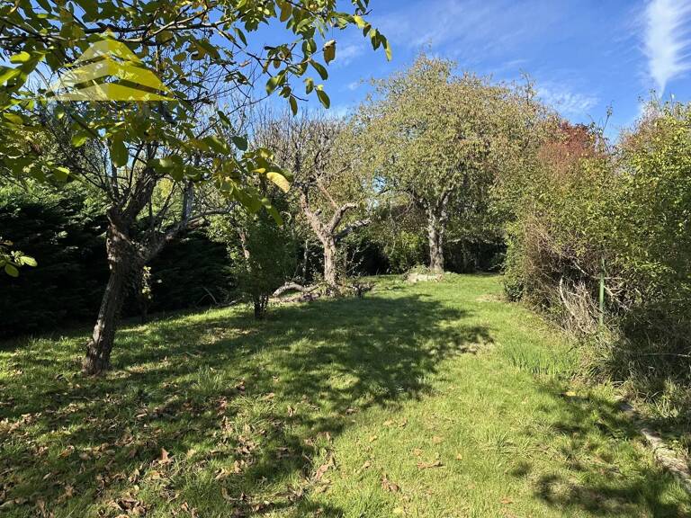 Terrain à construire  651 m²  — photo 1
