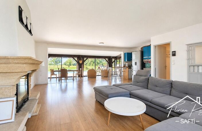 Maison + 2 T2 indépendants sur 4 857 m² de terrain — photo 5