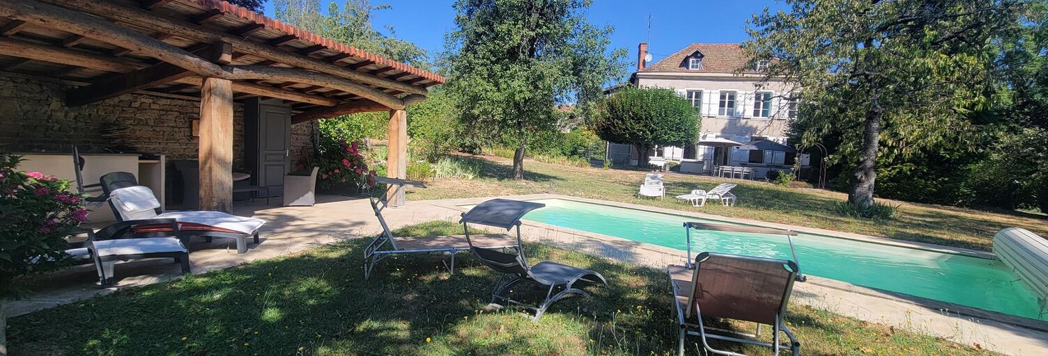 Maison 8 Pièces 290 m² à vendre à Renaison (42370)