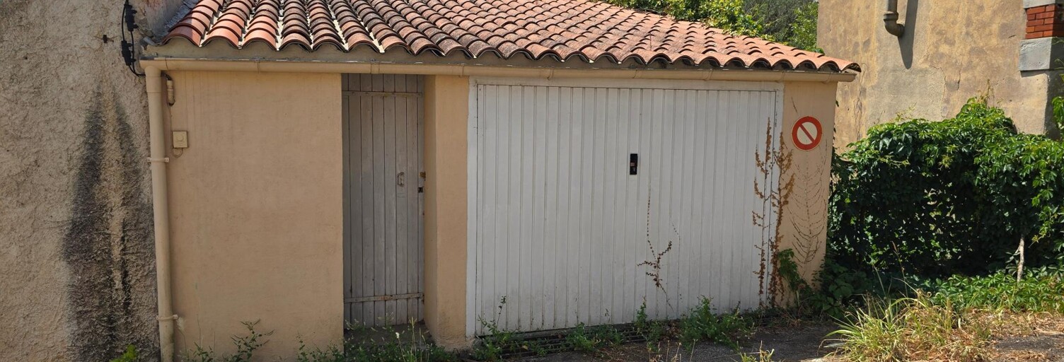 Garage  24 m² à vendre à Lamalou-les-Bains (34240)