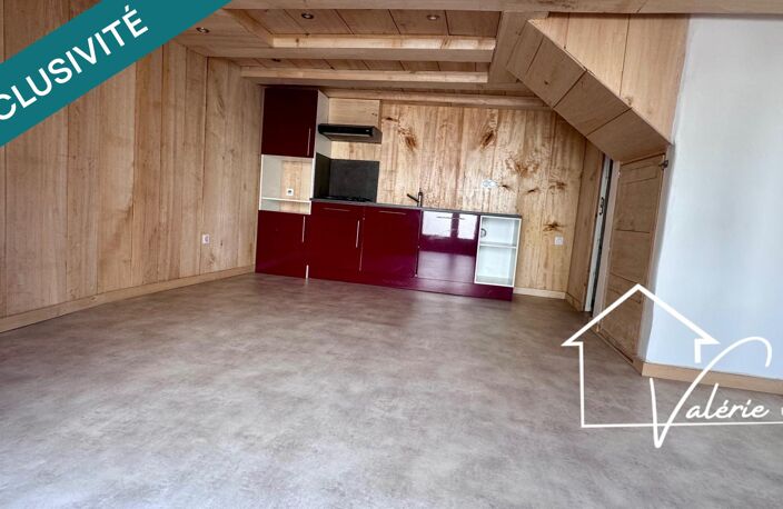 Ardes-sur-Couze  Maison de bourg composée de deux logements, idéale pour un investissement ou un projet familial — photo 2