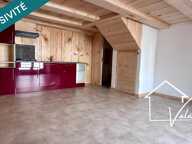 Ardes-sur-Couze  Maison de bourg composée de deux logements, idéale pour un investissement ou un projet familial — photo 4