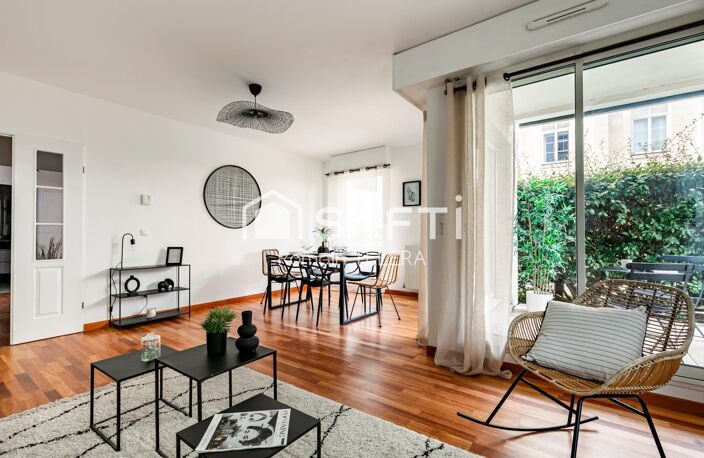 Barrière du Médoc / Tivoli : appartement T3 rénové de 77 m², avec un grand jardin et une place de parking. — photo 5