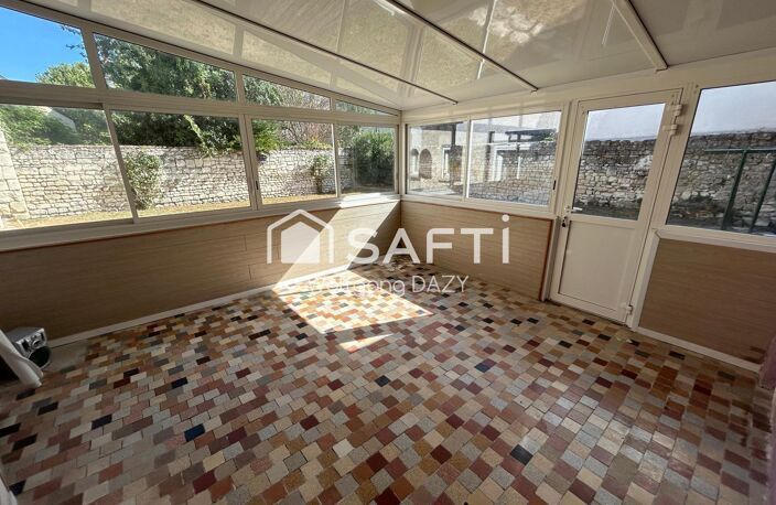 Maison en pierre dans le centre bourg — photo 4