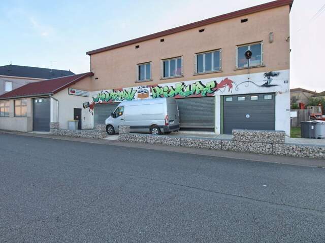 Entrepôt modulable et terrain constructible, Montceau. — photo du bien