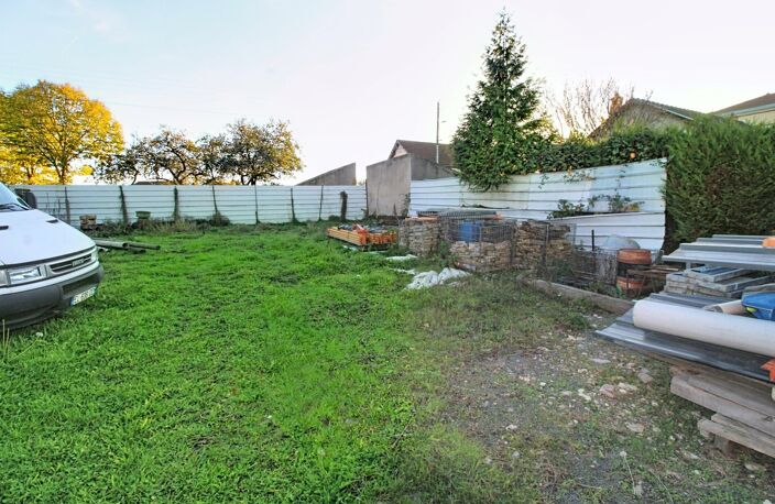 Entrepôt modulable et terrain constructible, Montceau. — photo 5