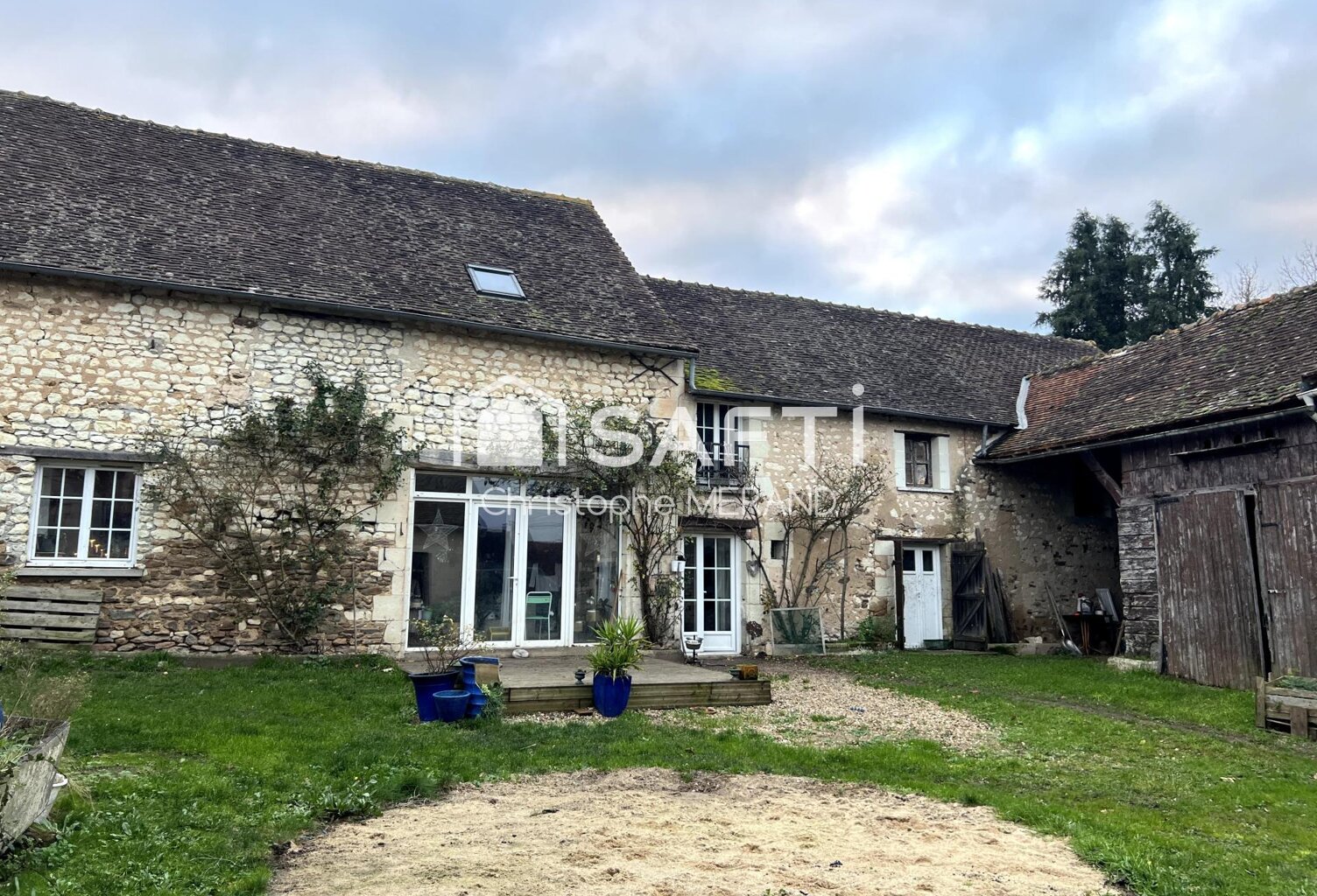Ancienne ferme avec dépendances sur 5300 m2 de terrain — photo 1