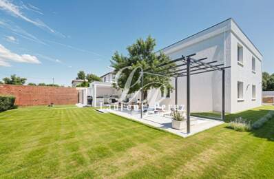Grande villa familiale de 178 m²  7 chambres  Terrain clos de 600 m²  Proche commodités — photo du bien