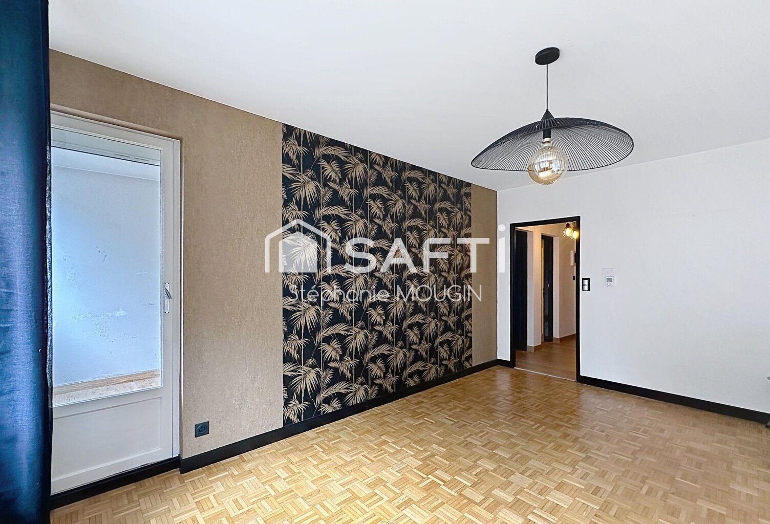 Appartement rénové avec goût, 3 chambres, loggia — photo 1