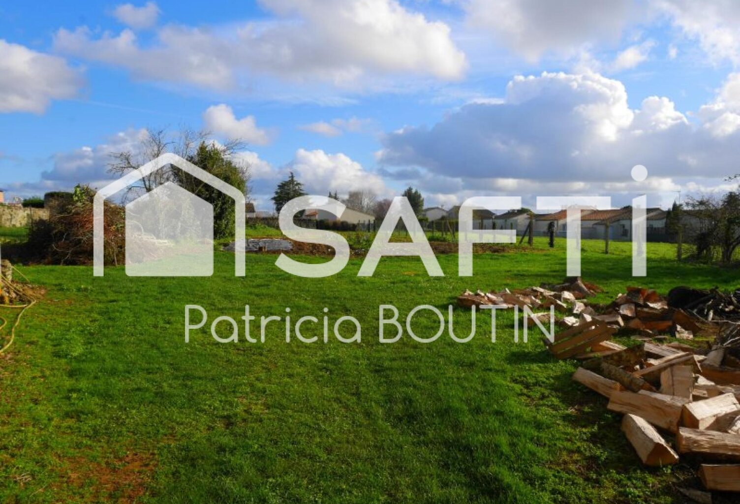 TERRAIN A BÂTIR 2930 M2 A NIORT ! — photo 1