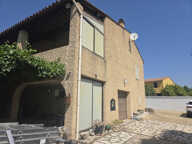 Ensemble immobilier avec maison principale, gîte et chambre — photo 3