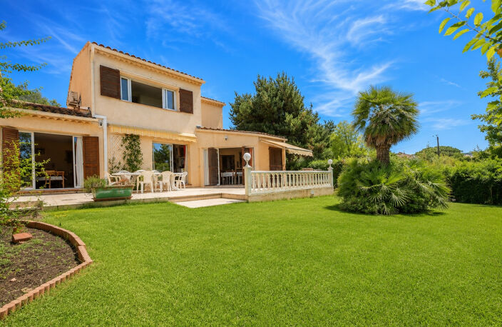 MANDELIEU-LA-NAPOULE ? MINELLE | MAISON 152 M² ? TERRAIN 705 M² ? PISCINE & TENNIS ? GARAGE — photo 2