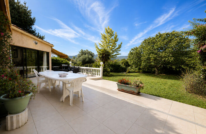 MANDELIEU-LA-NAPOULE ? MINELLE | MAISON 152 M² ? TERRAIN 705 M² ? PISCINE & TENNIS ? GARAGE — photo 4