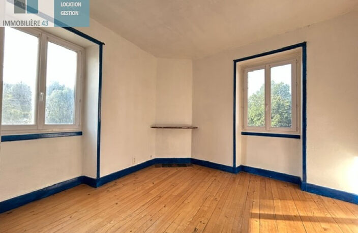Ensemble immobilier dépôt + appartement + combles CHADRAC — photo 5
