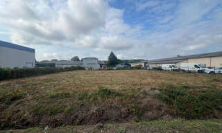 Local industriel  1303 m² à vendre à Pau (64000)