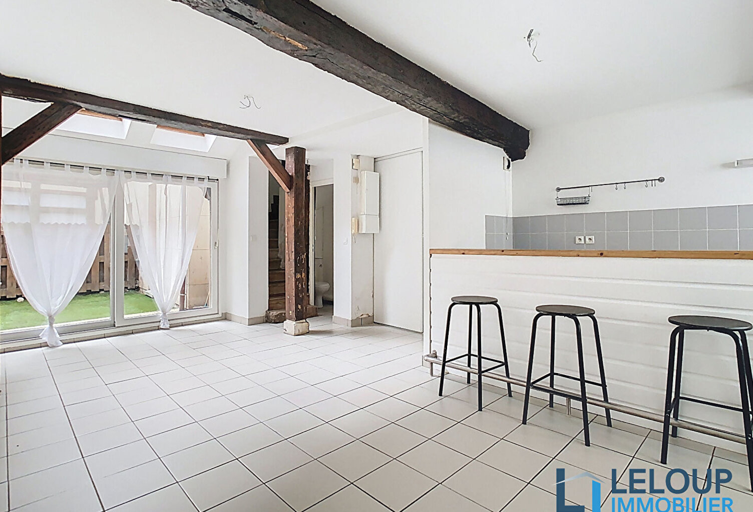 ROUEN - ENTRE HÔTEL DE VILLE ET CHU - T3 EN DUPLEX AVEC COUR PRIVATIVE — photo 1