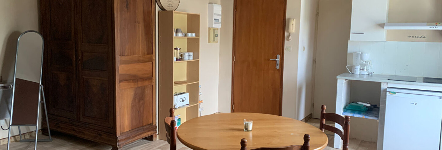 Appartement 1 Pièce 32 m² à vendre à Jonzac (17500)
