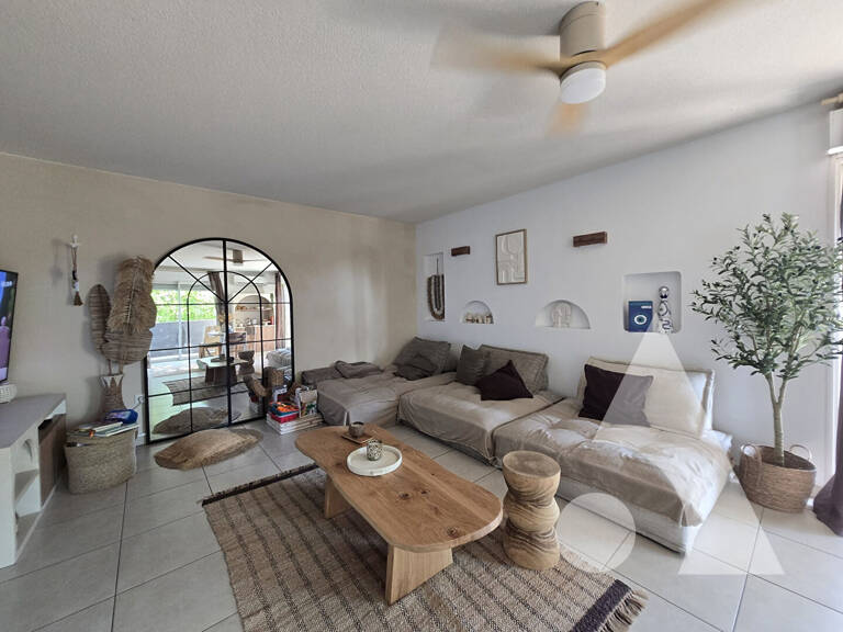 Appartement 3 pièces avec grande terrasse et garage- FREJUS — photo 1
