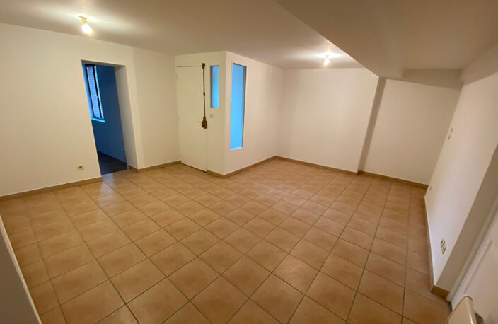 Appartement AUBIGNY SUR NERE - 2 pièce(s) - 60 m2 — photo 2